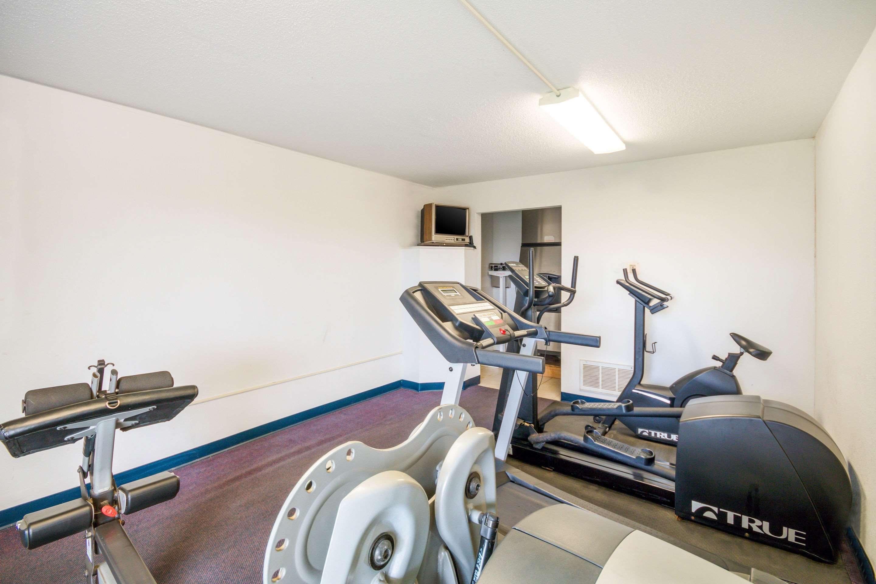 Rodeway Inn And Suites 포츠머스 외부 사진