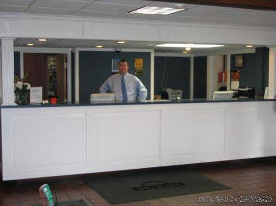 Rodeway Inn And Suites 포츠머스 내부 사진